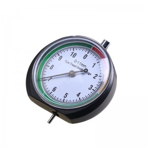 Tyre measuring depth gauge