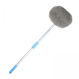 Telescopic cleaning brush of car washing tool